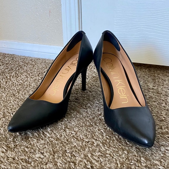 Calvin Klein Shoes - Calvin Klein Classic Black Heels Size 8.5